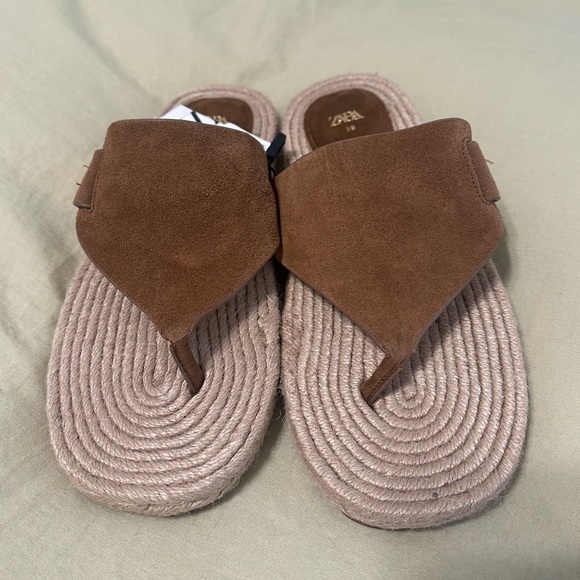 Zara sandals - Picture 2 of 8